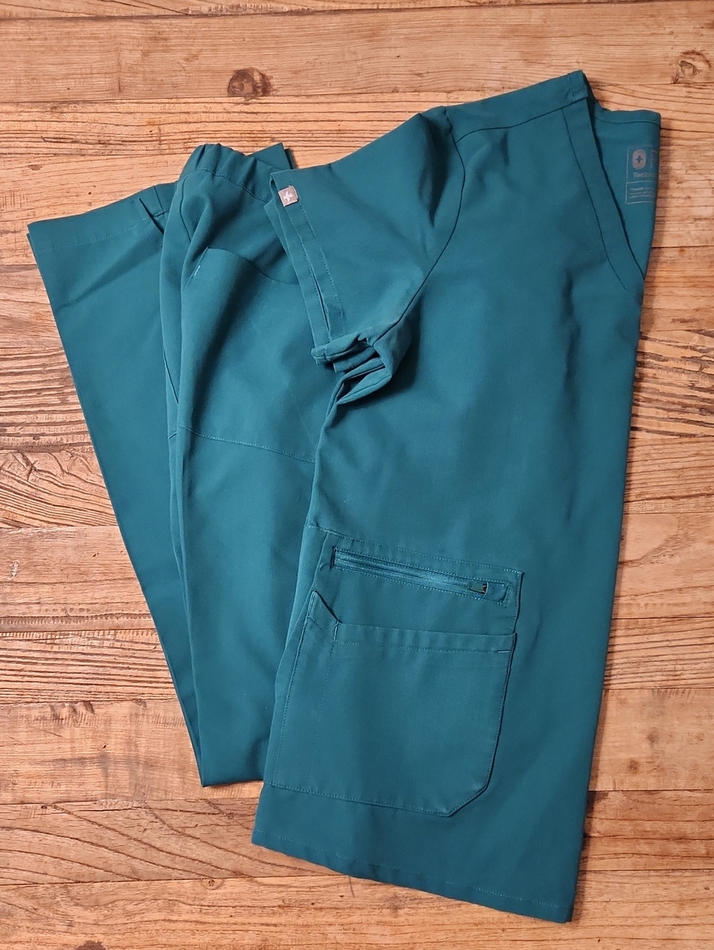 Figs 'Hunter Green' Scrub Set